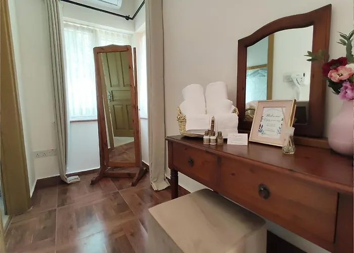 Babil Bahceleri - Gardens Of Babel Lapta